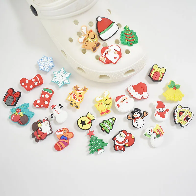 27st Santa Christmas Tree Charms Shoe Buckle Söta gåvor DIY -armband Toy PVC Fit Party Decoration Accessories9754797