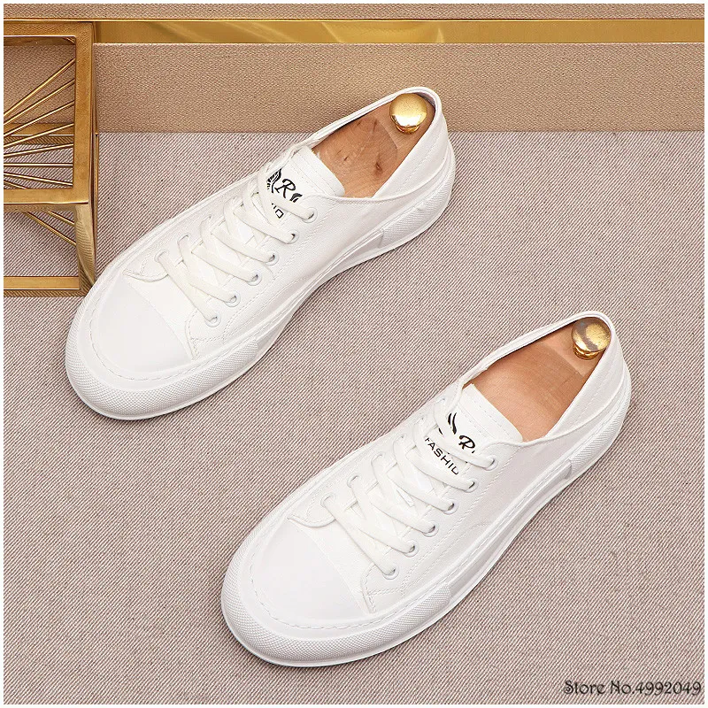 New Arrival Designer Men Simple Fashion Black White Low Lace Up Shoes Causal Flats Moccasins Male Rock Sports Walking Sneakers