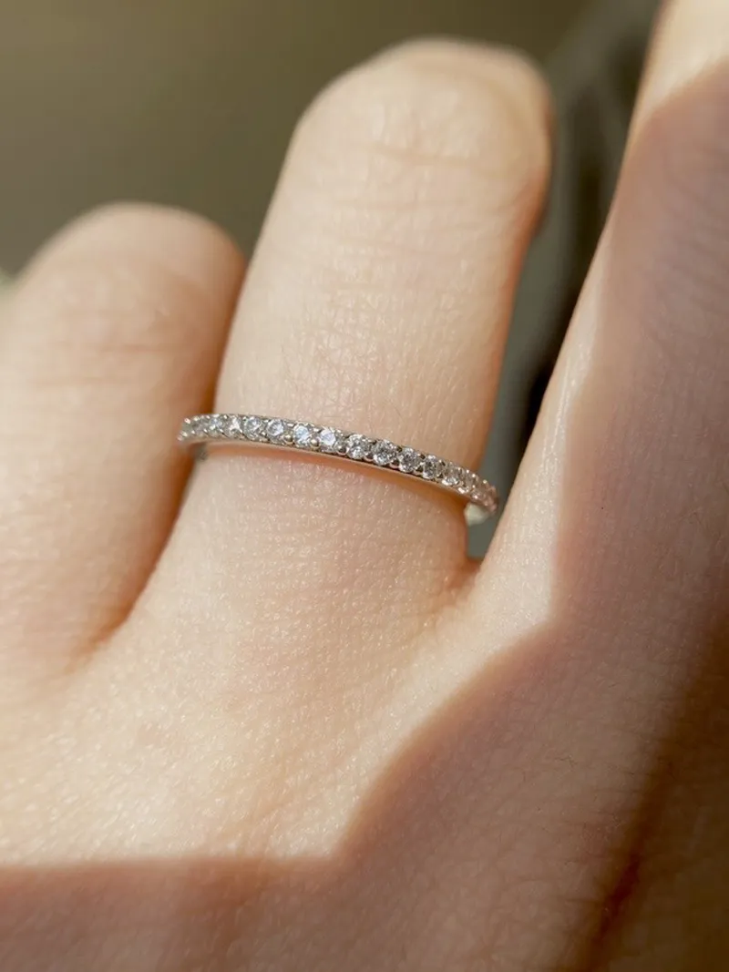 925 Sterling Silber Runde Kleine Zirkonia Diamant Ringe für Frauen Klassisch Einfach Trendy Stapeln Ehering Edlen Schmuck JZ0024498701