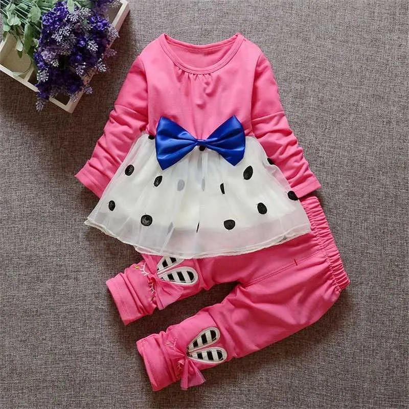 Arrivo Primavera e Autunno 2 pezzi Baby Girl a maniche lunghe in cotone dolce a pois Set di abbigliamento 210528