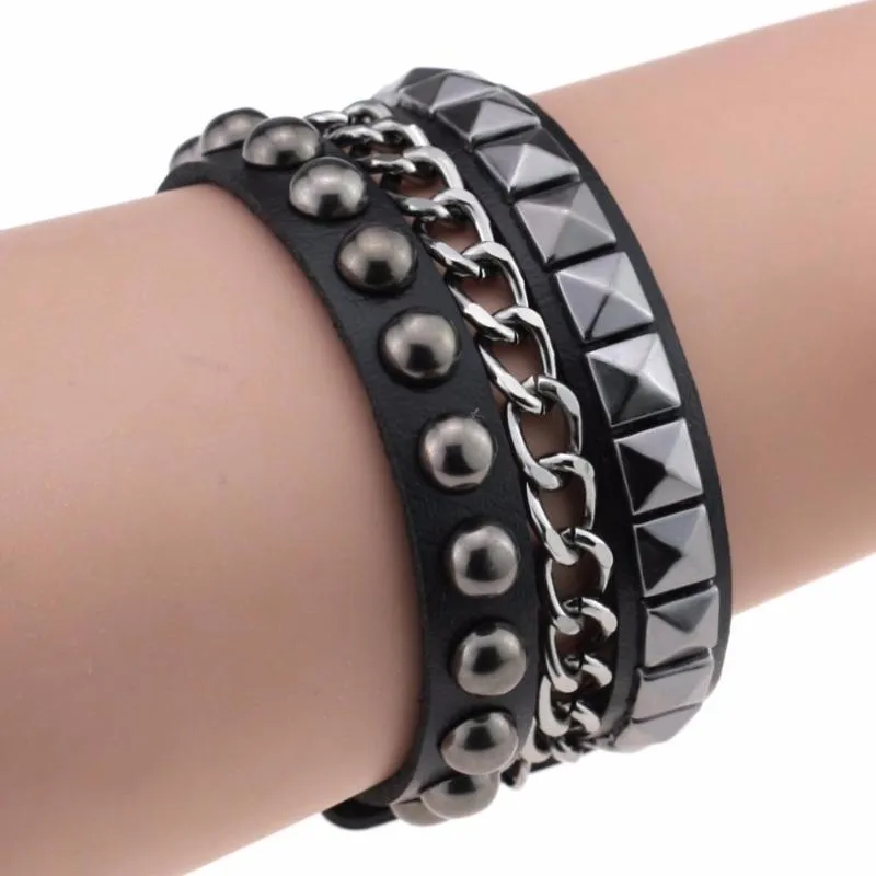 Charme pulseiras 2021 moda multicamadas rock spikes rebite cadeias gótico punk largo manguito pulseira de couro pulseira para mulheres homens jewe223i