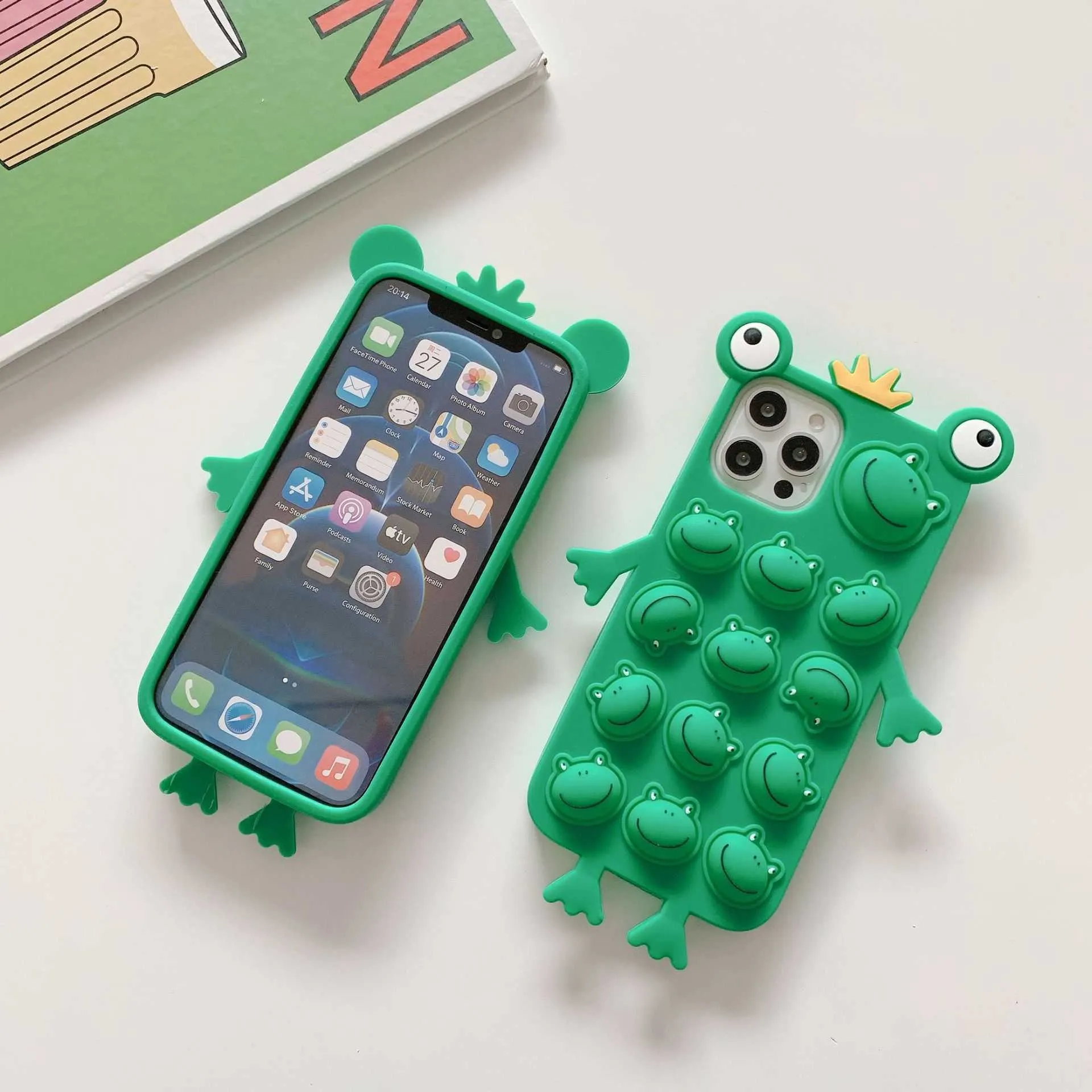 Frog bubble rat killing pioneer is suitable for iphone13 mobile phone case XR new 11 12pro max silicone cover