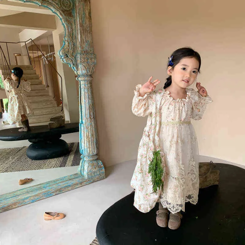 Spring and Autumn New Arrival korean style girl's dress princess long sleeve two pieces with lace mesh apron for cute baby girls G1129