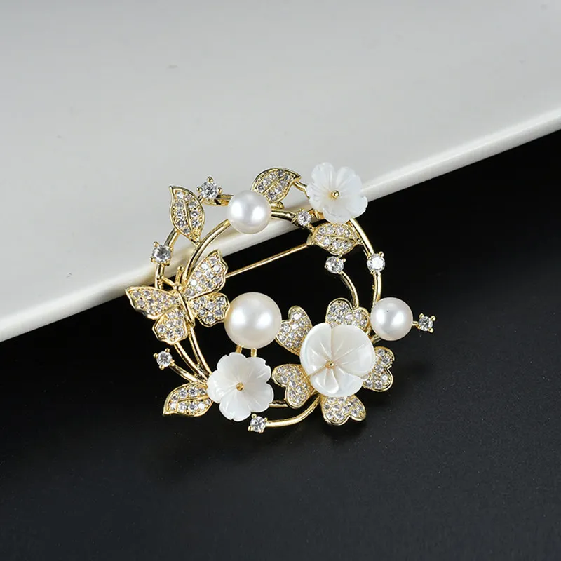 Mode européenne et américaine athènes dames perles broches pour femmes uniforme broche lumière luxe fleur mariage bijoux cadeau