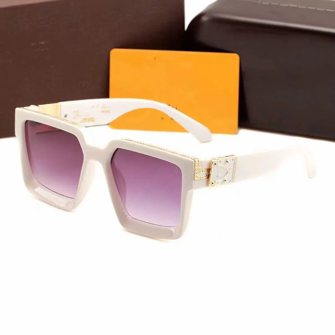 2021 Moda Klasik Marka Erkekler ve Kadın Açık Mekan UV UV400 Güneş Gözlüğü Sürüş Polarize Gözlükler Marka Hediyesi Box303c