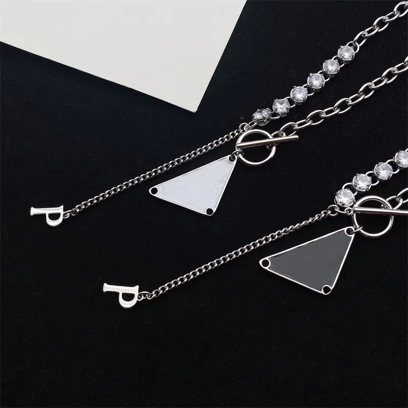 Designer Ladies Fashion Necklace Triangle Pendant Necklace Unisex Party Wedding Couple Gift Jewelry With Box293K