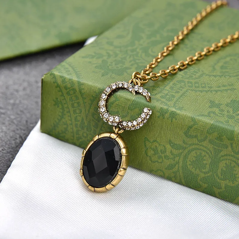 Vintage Diamond Pendant Necklaces Double Letter Rhinestone Necklace Women Metal Chain Pendants Jewelry With Gift Box286O