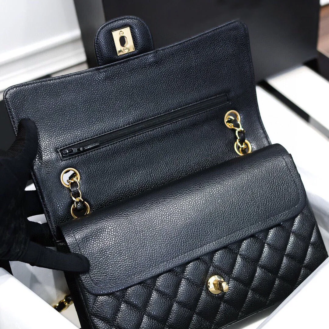 Klassiska designers axelväskor handväskor högkvalitativa kvinnliga mode äkta läder designer handväska kvinnor klaff bokstäver svart cross2082