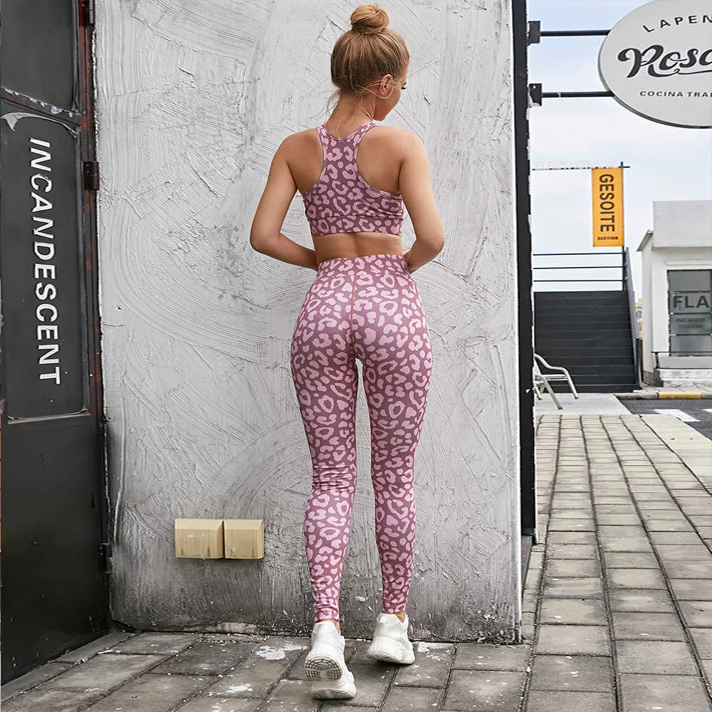 VUTRU Naadloze Vrouwen Yoga Set Workout Sportkleding Gym Kleding Fitness Crop Top Hoge Taille Leggings Sport Pink Leopard Suits 210802