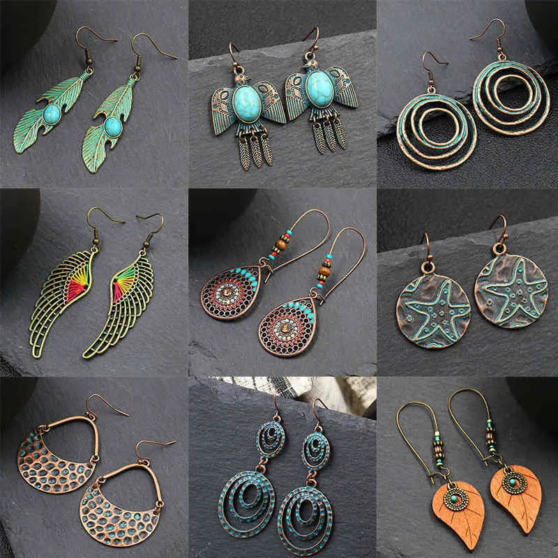 Boucles d'oreilles de style européen et américain Ensemble de 9 boucles d'oreilles en alliage