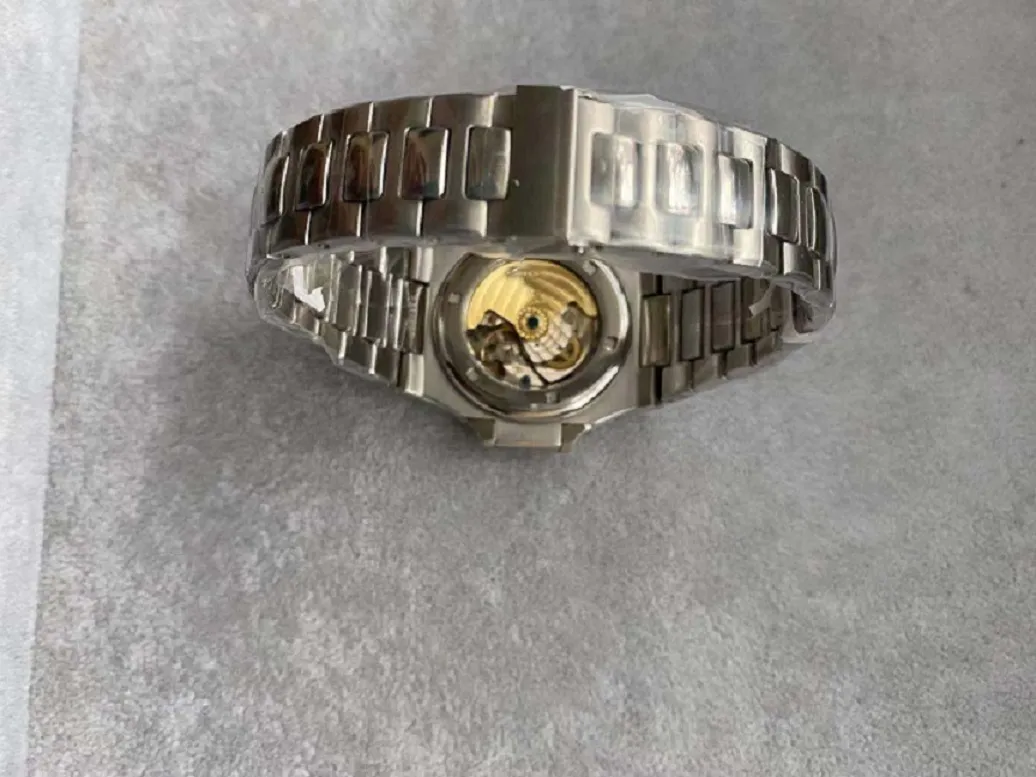 Gli uomini classici U1 realizzano orologi in oro rosa 18 carati completi con bracciale bianco e nero 324 Trainspotter orologio meccanico automatico da 40 mm blu ge3066
