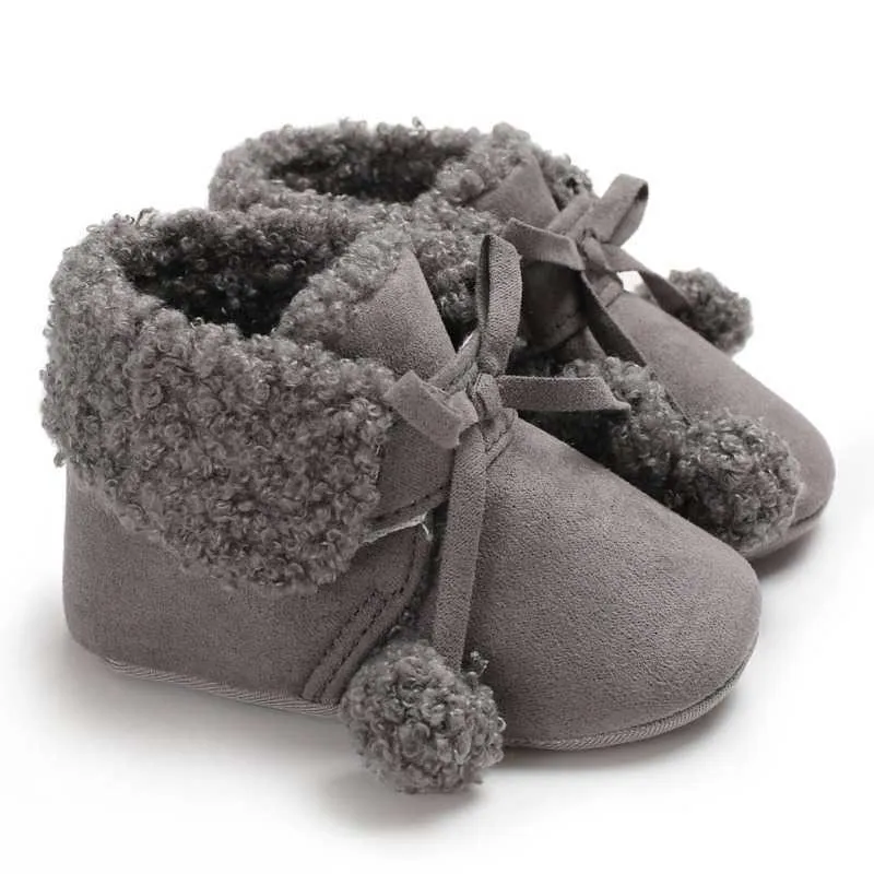 Bonitos botines de bebé de felpa suave de invierno, botas de nieve antideslizantes para niños, botas cálidas de suela blanda para bebés y niñas, nuevo G1023