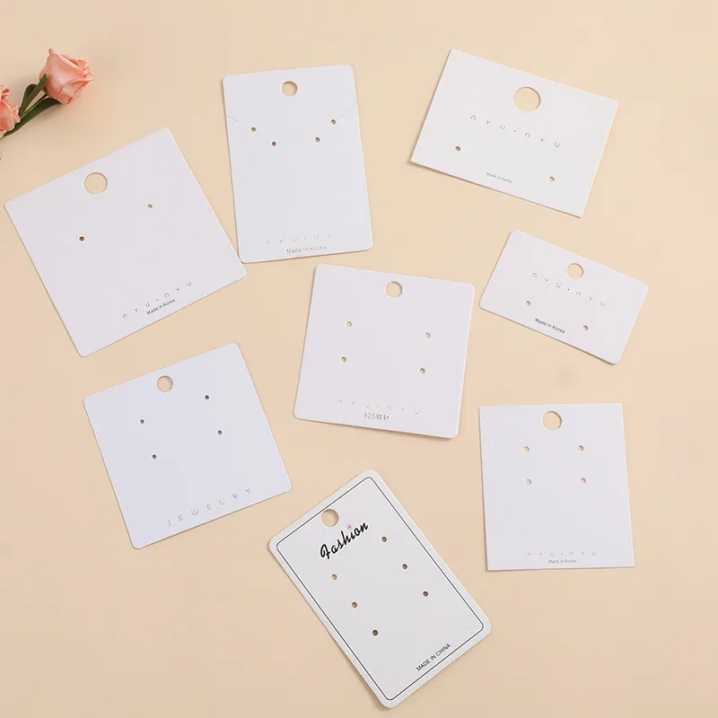 Prestiżowy Projekt Charms Znane Marki Biżuteria Moda Styl Kolczyki Karta Dla Kobiet Dziewczyny Stud Men Dostosuj różne karty Cena hurtowa