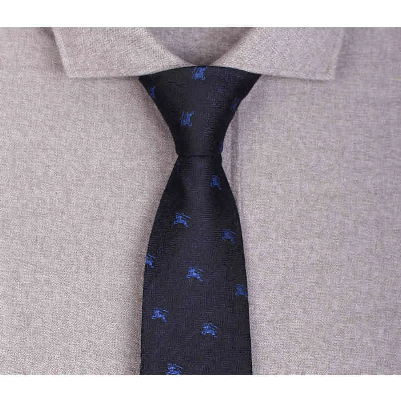 ブランドの新しいファッションフォーマルドレスシャツネクタイの高品質7cmネイビーブルーネイビー青いネクタイギフトボックス