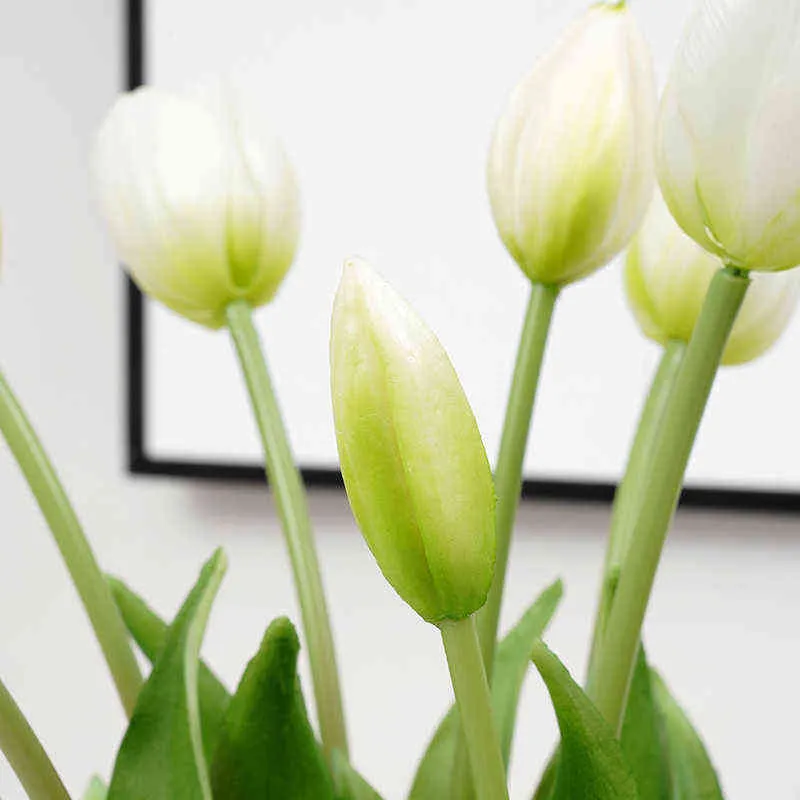 Cadeaux pour femmes 5 pièces tulipes artificielles fleurs Silicone réel toucher haute qualité Bouquet de luxe décor maison mariage salon Latex fausses fleurs