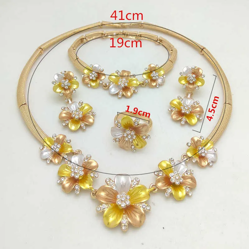 Kingdom Ma nouveau mariage nigérian Costume africain ensemble de bijoux Dubai charme fleur collier Bracelet boucles d'oreilles bague ensembles pour les femmes H1022