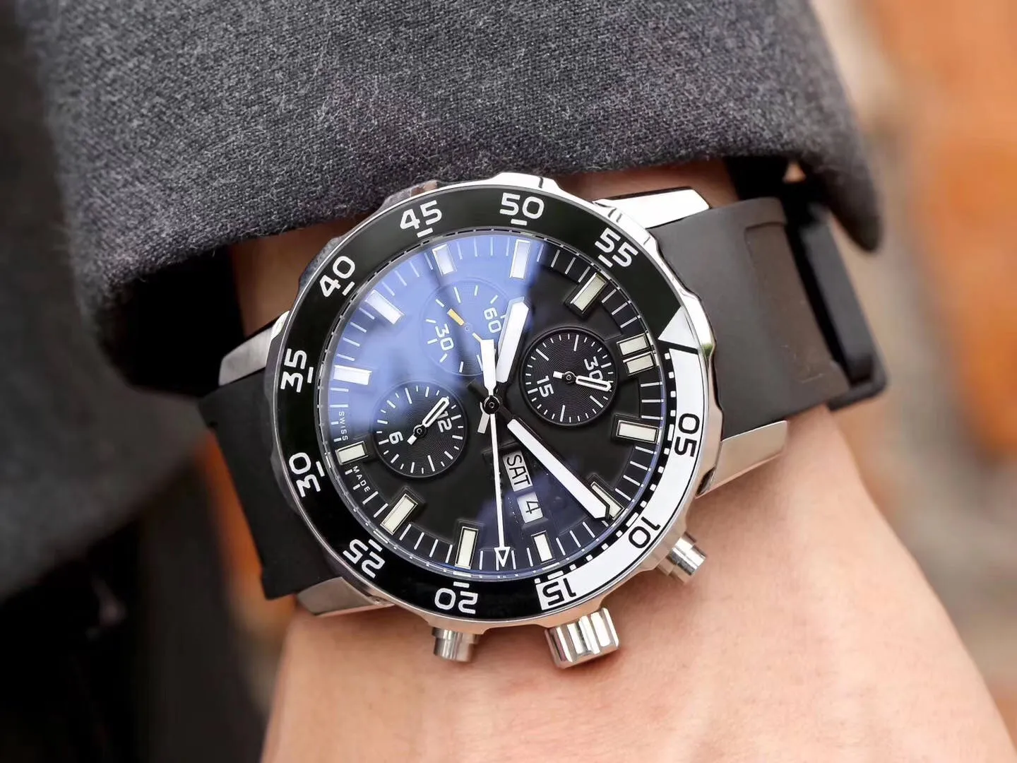 Hochwertige schwarze Kautschukarmbanduhr, Luxus-Marine-Herren-Designer-Edelstahl-Automatik-Quarzwerk, Sportuhr wr327B