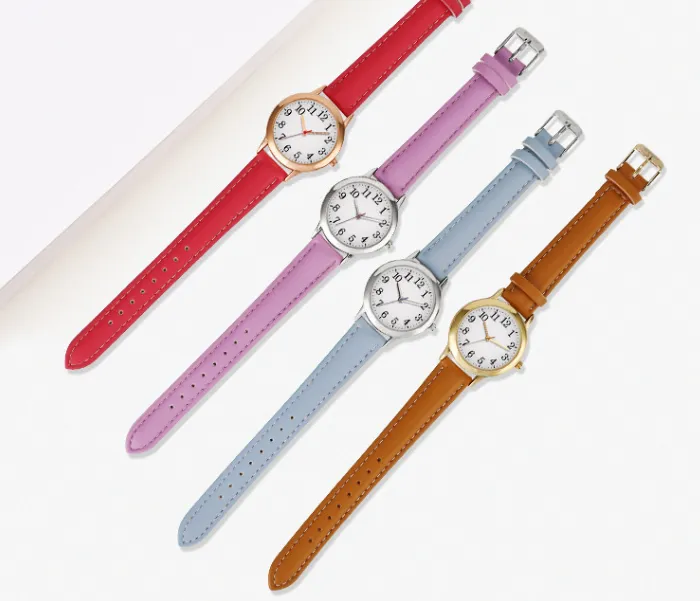 Przezroczyste liczby drobne skórzane paski kwarcowe zegarki dla kobiet proste eleganckie uczniowie oglądają 31 mm okrągłe wybór na rękę 226U