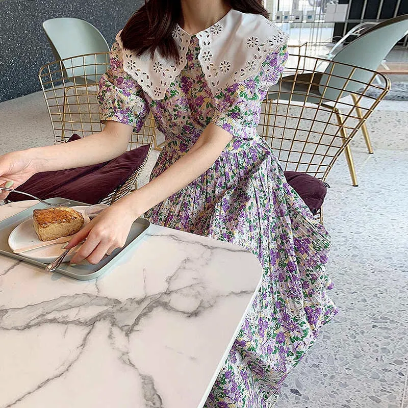 Korejpaa Kobiety Dress Summer Koreański Chic Redukcja wieku Sweet Hollow Doll Collar Lace-Up Floral Puff Sleeve Plised Vestidos 210526