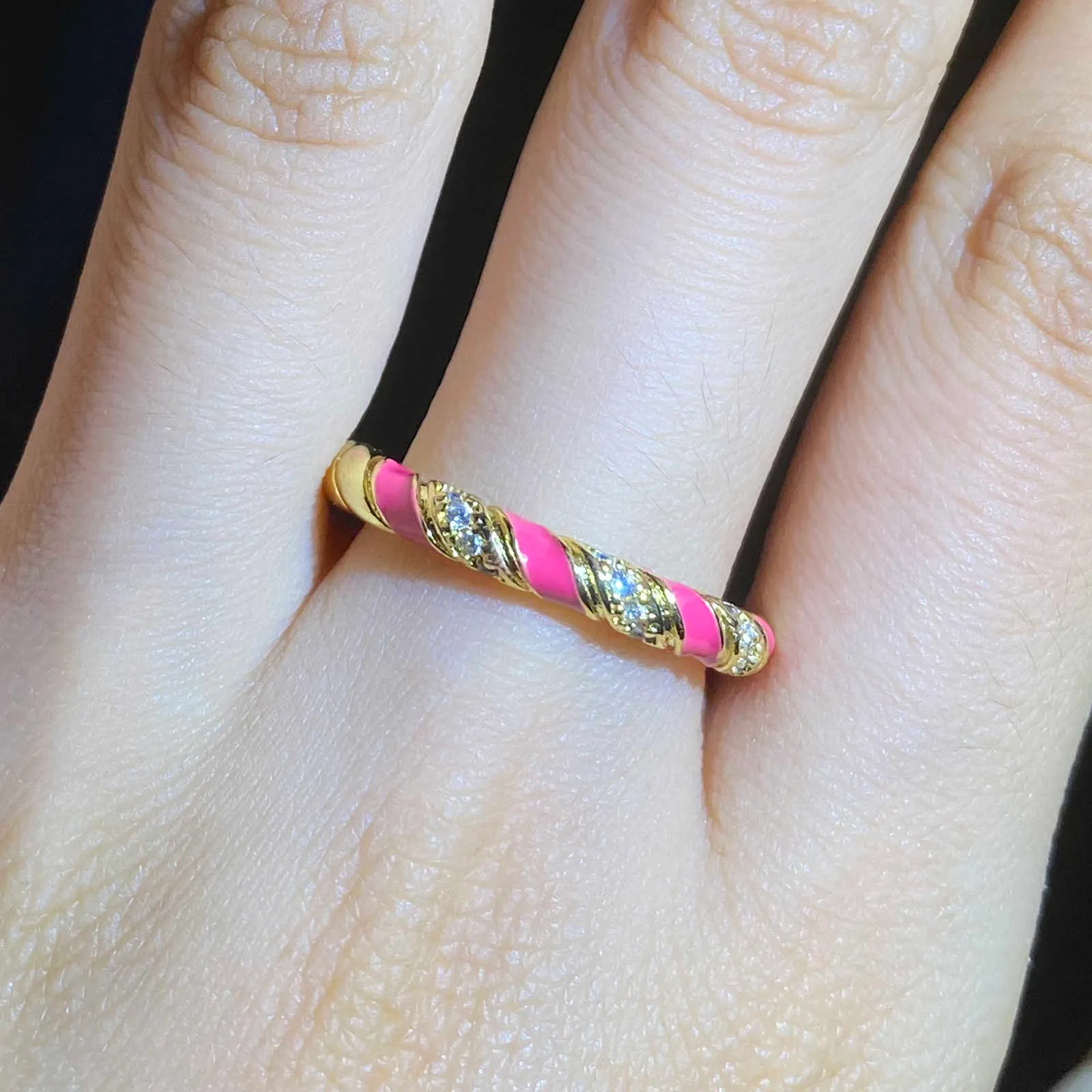 女性のためのカラフルなネオンオープンリング、エナメル滴り油ジルコンの指のリングの婚約の結婚指輪x0715