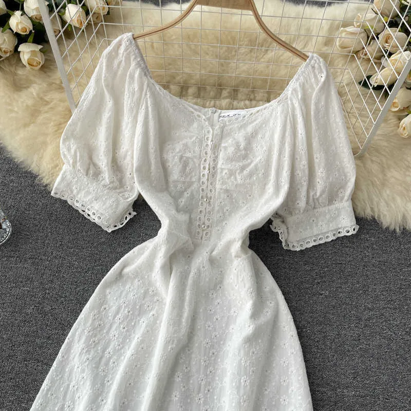 Women White Embroidered Dress Summer Vintage Beading Short Puff Sleeve High Waist Casual Vestidos Ladies Elegant Slim Robe 2021 Y0603