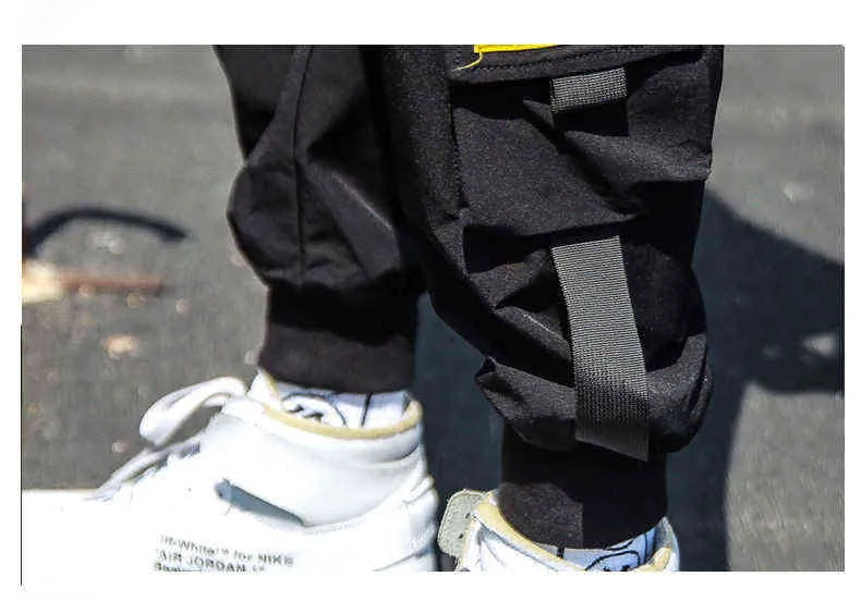 Spring Hip Hop Joggers Mężczyźni Czarny Harem Spodnie Multi Kieszonkowe Wstążki Człowiek Spodnie Dresy Streetwear Casual Męskie Spodnie M-3XL 211201