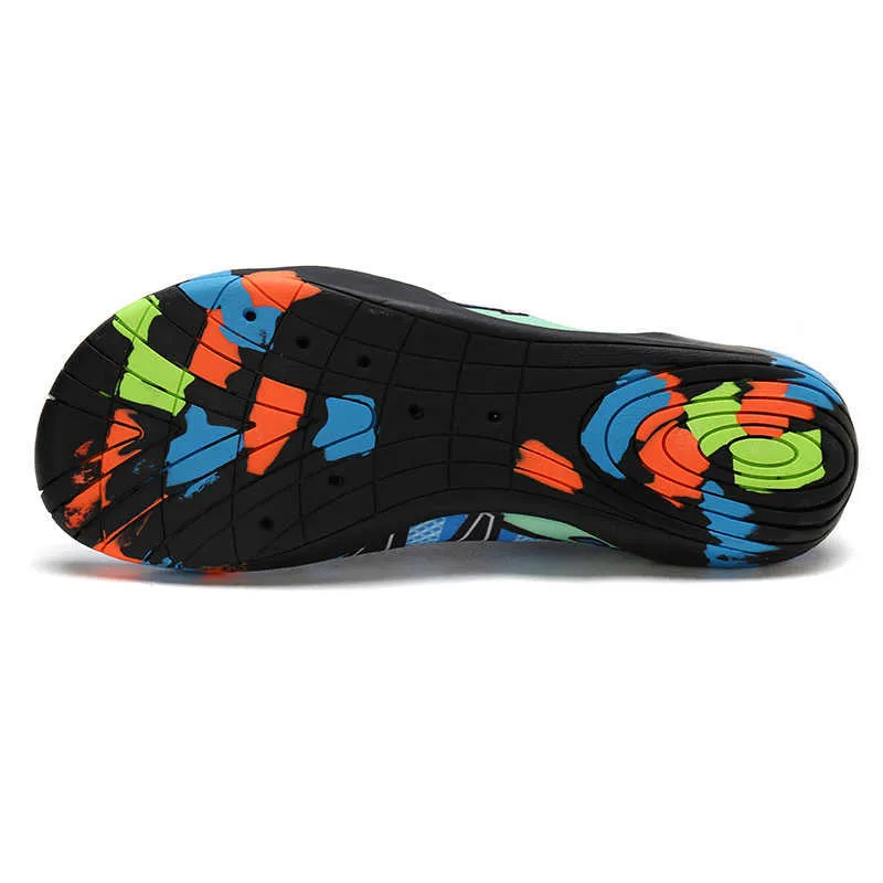 Calcetines de buceo antideslizantes de secado rápido calcetines de las aletas de natación Surf Yoga Calcetines de la playa Sombrillas de natación Y0714