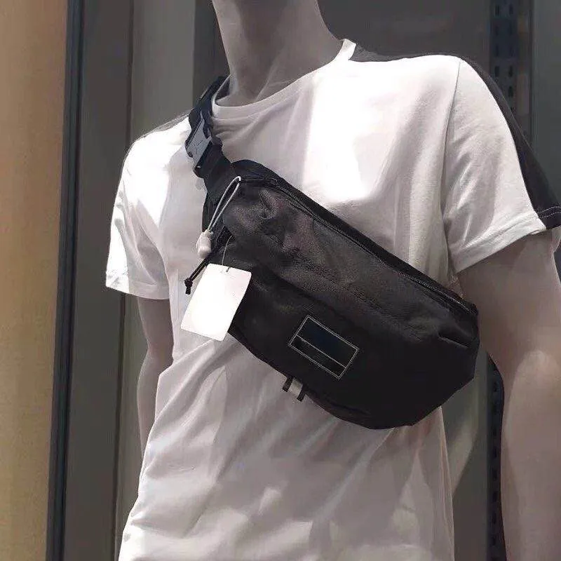 Stylish Waist Bags Fashion Women Mens PU Leather Crossbody Chestpack Designers Soft Touch Belt Bag