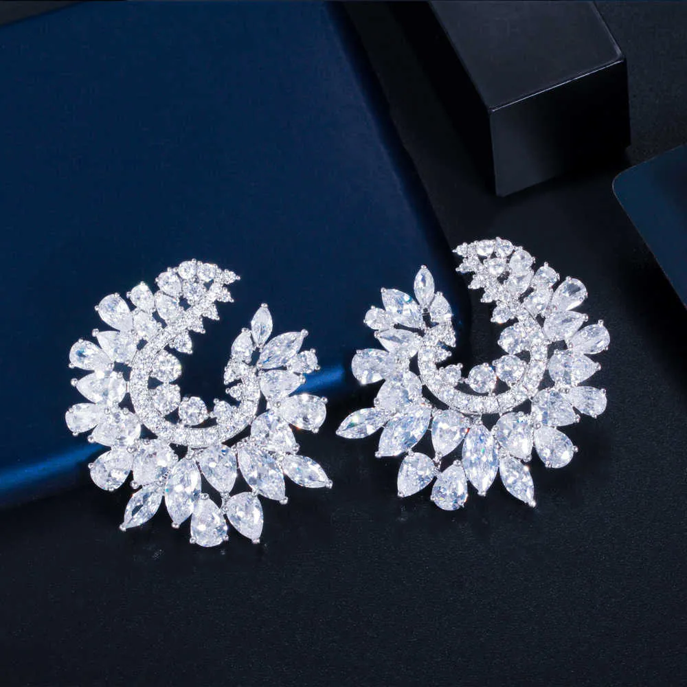 Délicat Cubique Zircon De Luxe Géométrie Fleur Grand Mariage Boucle D'oreille pour les Femmes De Fiançailles De Mariage Bijoux Cadeau CZ881 210714