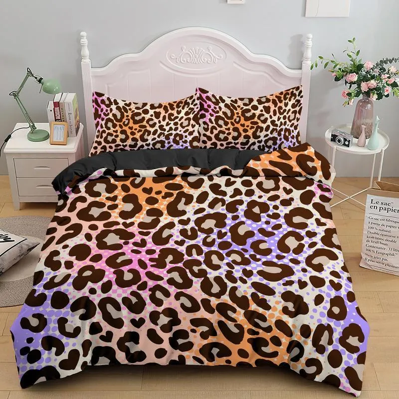 Роскошные леопардовые постельные принадлежностя