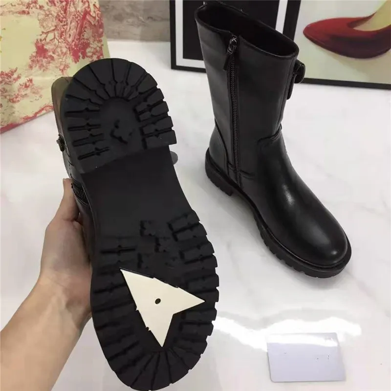 Alta Qualidade Moda Feminina Martin Botas Populares Couro Clássico Botas de tornozelo de rua