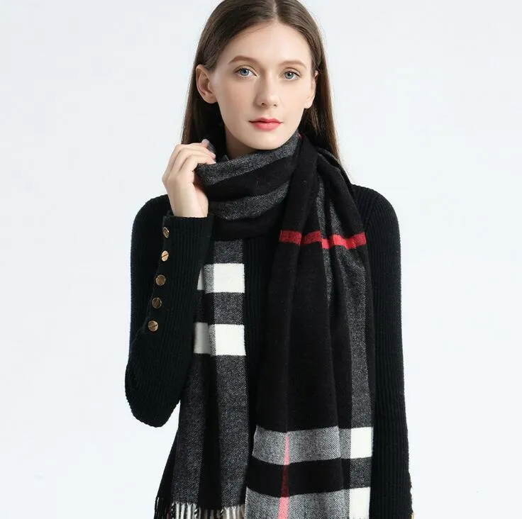Nuovo classico sciarpa di cashmere di alta qualità classica British Plaid Cotton Ladi le donne autunno e scialle invernale