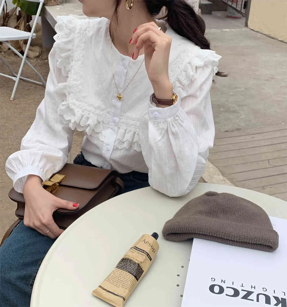 White Spring Chic Patchwork Lace Women Shirts Loose Elegance All Match Female High Street Blouses 210525