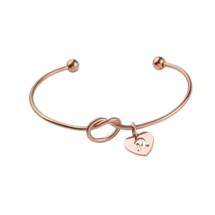 Bracelet en acier inoxydable A-Z Disc Lettre initiale Noeud Bracelet pour femmes Fille Or / Or Rose Argent Couleur Amour Lettre Bracelet Q0719