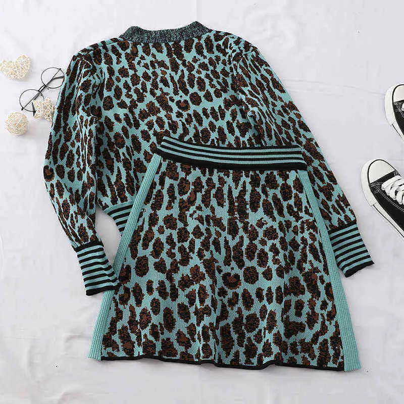 Leopard Print And Autumn Retro V Neck Single Breasted Long Sleeved Cardigan Temperament Skirt Suit 211108