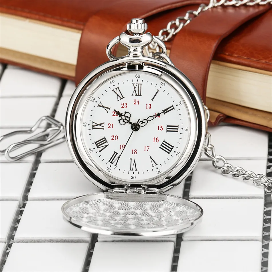 Naar mijn dochter L Love You Gravure Tekst Quartz Pocket Watch Hot Nieuwe verjaardagsklok Gifts Meisjes aanwezig met geschenkdoos