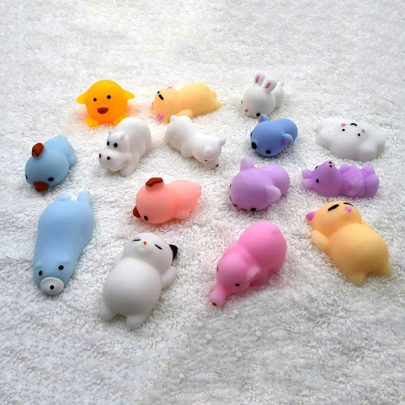 Mini Fashion Squeeze Toy Cute Squeeze Squishy Kawaii Cartoon Animal Stress Reliever Langzaam opkomende leuk speelgoed voor volwassenen Anti Stress Y0910