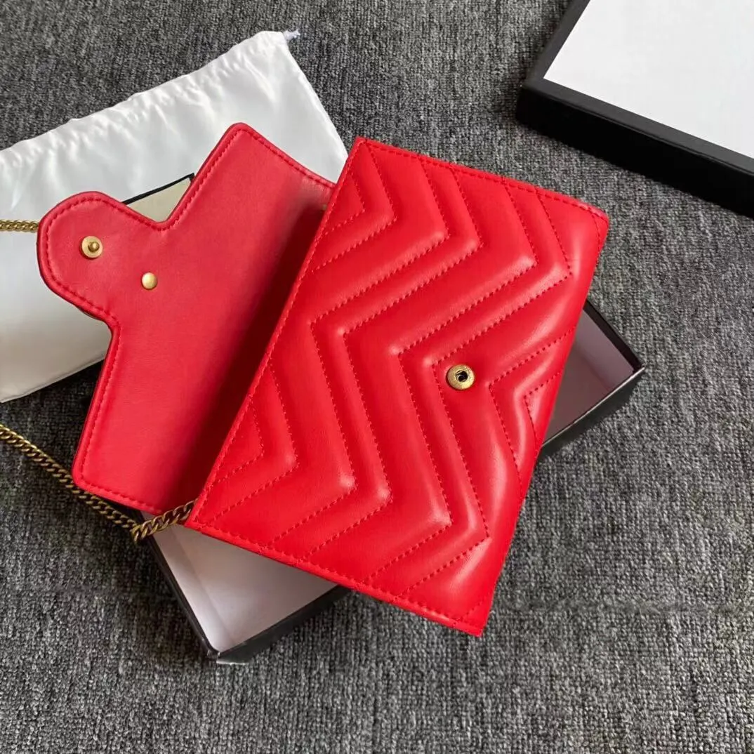Marmont acolchoado Woc Mini Bag Chain Wallet Women Fashion Leather Crossbody Bags 20cm 4 cores preto branco vermelho nude rosa cartão de crédito209g