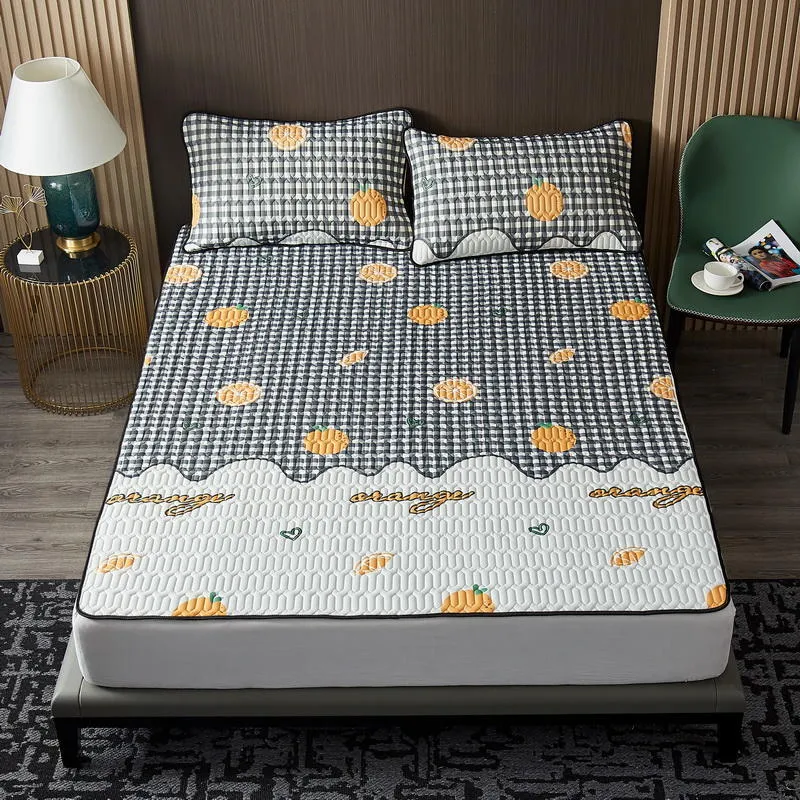 Sommar Cool Sova Bed Mat Ice Skinvänlig Madrass Fällbara Mjuka Sängkläder Sömnkuddar Full Size Bed Protector Duvet Cover