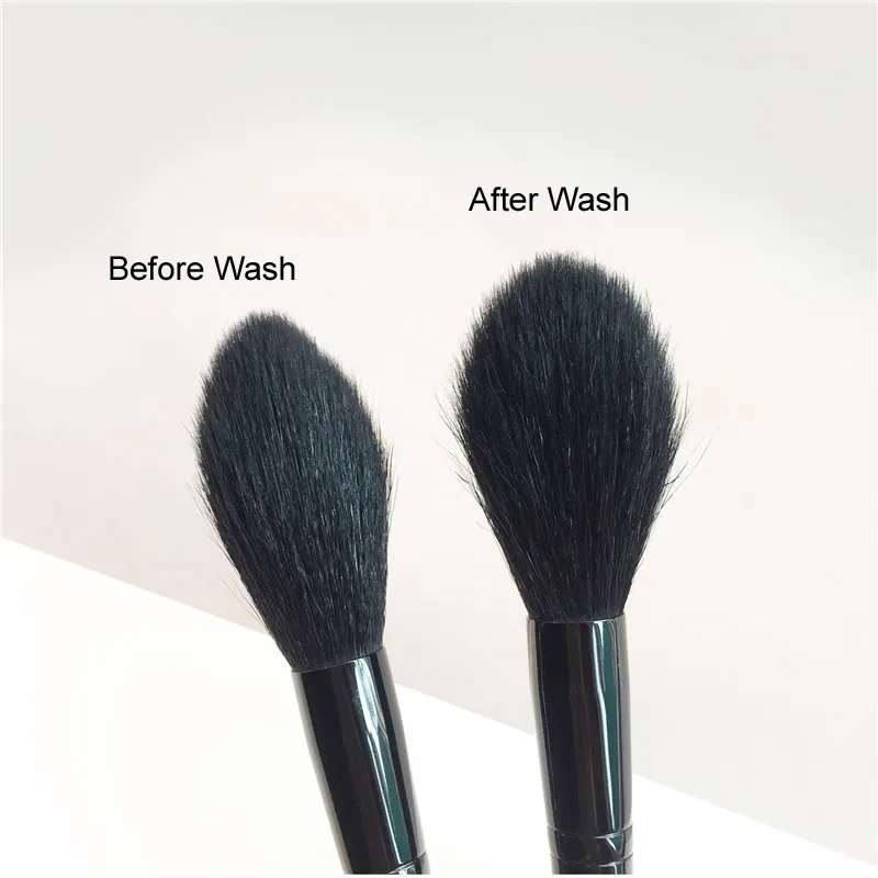 Chichodo Pro Long Long Blending Makeup Brush Precision Powder Blusher Highlighter Beauty Cosmetics Blending Tools60536677