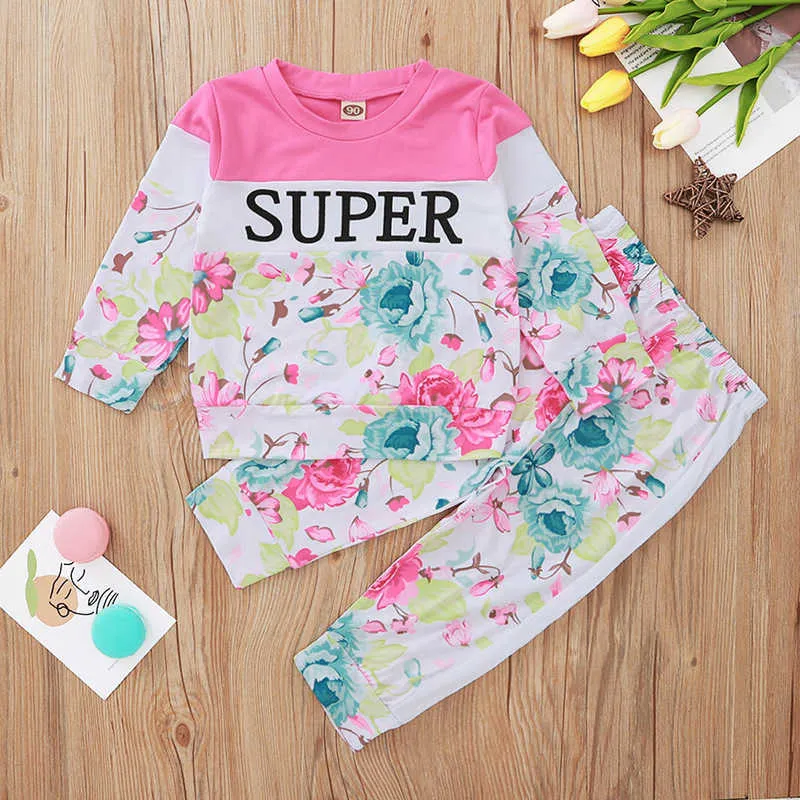 Winter Kinder Sets Casual Langarm O Hals Brief Patchwork T-shirt Druck Hosen Nette 2 stücke Mädchen Kleidung 6M-4T 210629