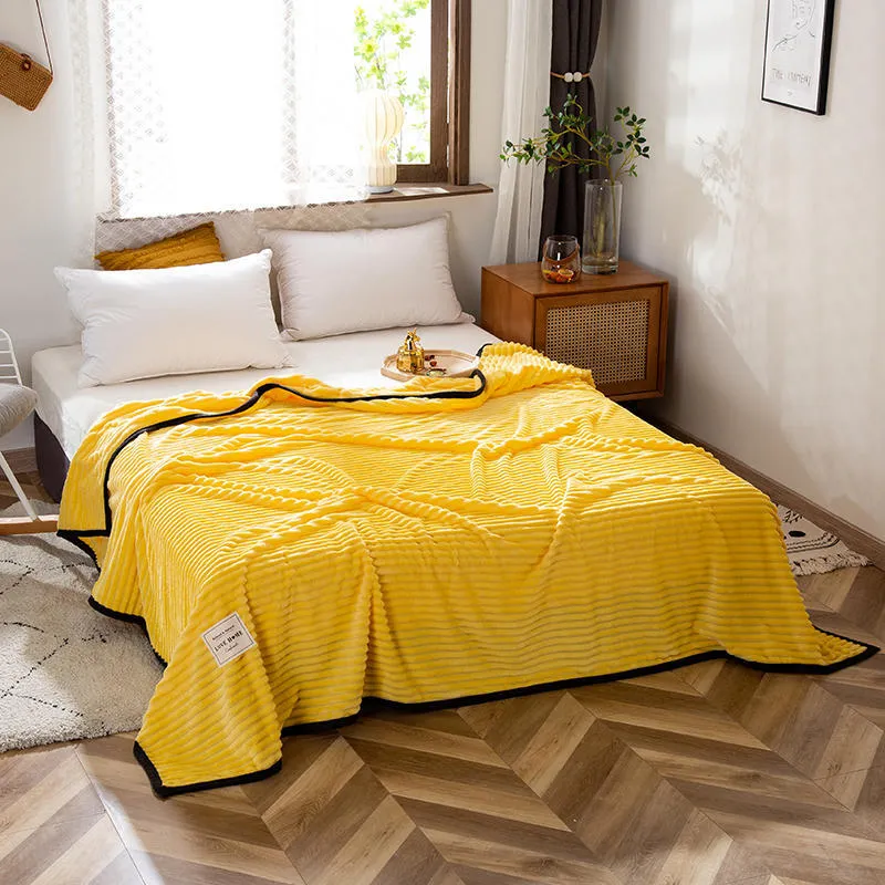 Marca fábrica lance cobertor para sofá sólido cor amarelo macio macio flannel cobertor na cama espessura lance cobertor 210316