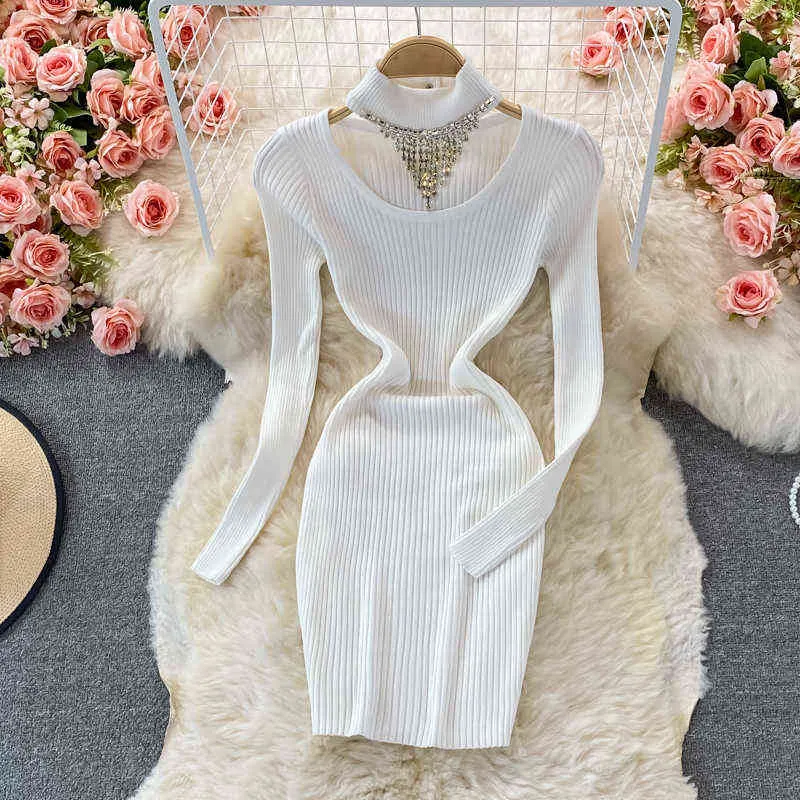 Jesień Temperament Halter-Neck Diamond-Studded Tassel V-Neck Dress Dress Kobiety Tight Torba Elastyczna Biodra Dotna Dress Lady Elegancki Y1204