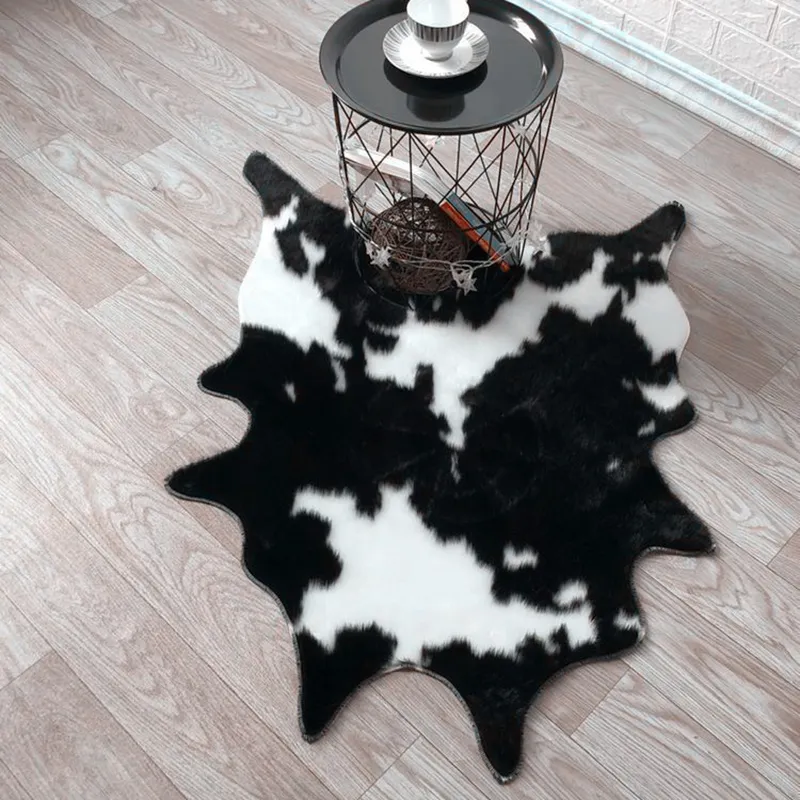 Tapis de vache de simulation chaude Tapis irrégulier de style moderne pour chambre à coucher Salon Maison Plancher Nécessités quotidiennes Tapis de sol LAD 210301