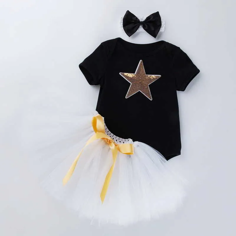 Summer Baby Girls 2-PCS Conjuntos de dibujos animados Estrellas Carta Bow T-shirt + Tutu Falda Headwear Trajes Niños Mono E7825 210610