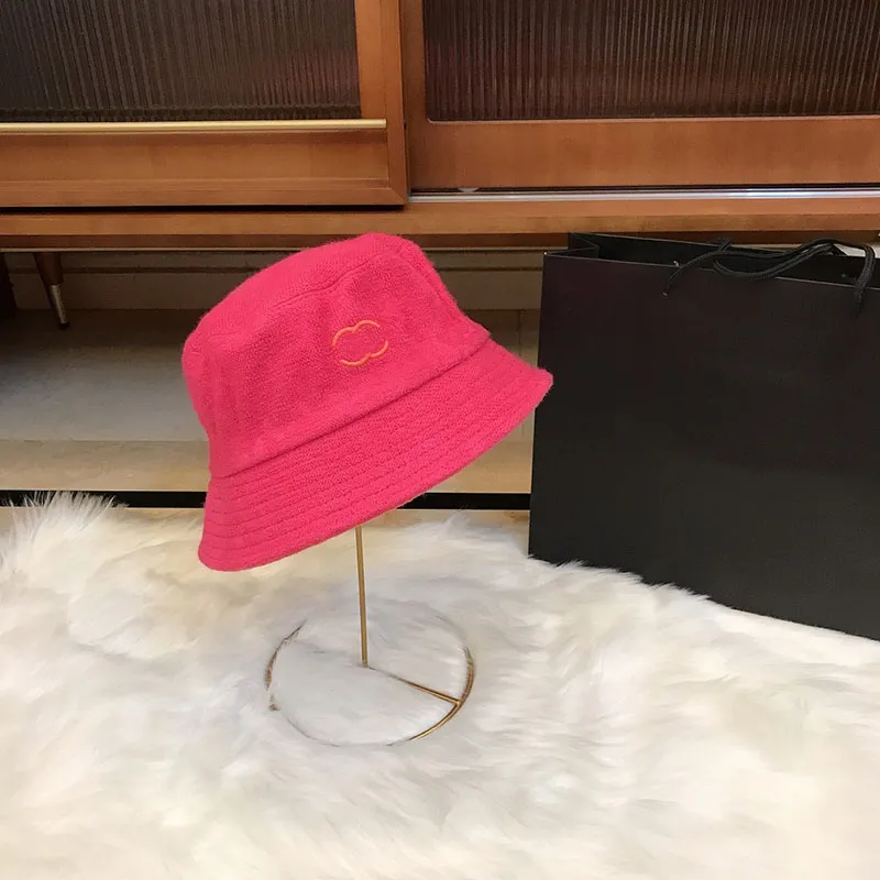 Wollen Emmer Hoeden Koppels Unisex Designer Rose Red Hat Luxe Mode Heren Cap Vrouwen Caps Casquette Mannen Muts Dames Mutsen D2110078HL