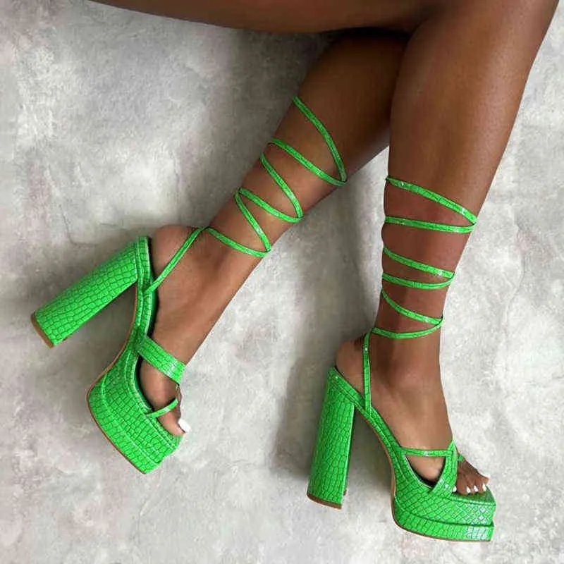Sandales Arrivée été imprimer sandales femmes mode croisé à lacets talons hauts string sandales bout carré dames chaussures habillées 220309