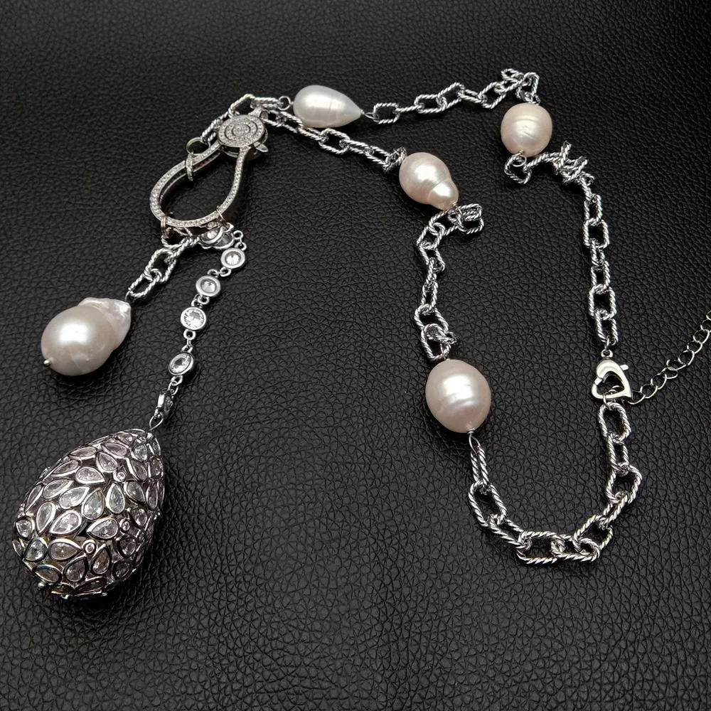Riso bianco Keshi Pearl Pearl CZ Pave Silver Colour Chain Maglione Collana Cz Pave Teardrop Charm Pendant
