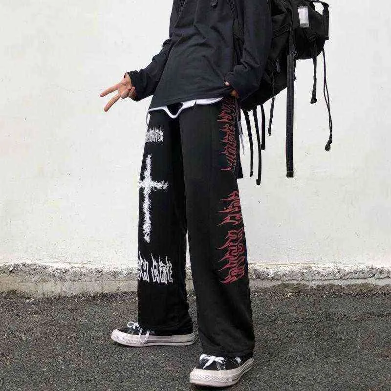 QWEEK Punk Hippie pantalón de pierna ancha gótico Harajuku Streetwear Anime Street Style Mall Goth negro estampado pantalones Hip Hop 211124