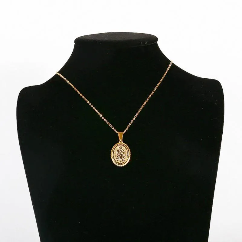 Correntes de aço inoxidável ouro religioso cristo oval virgem maria pingente colar jóias presente da igreja para ele com chain194k